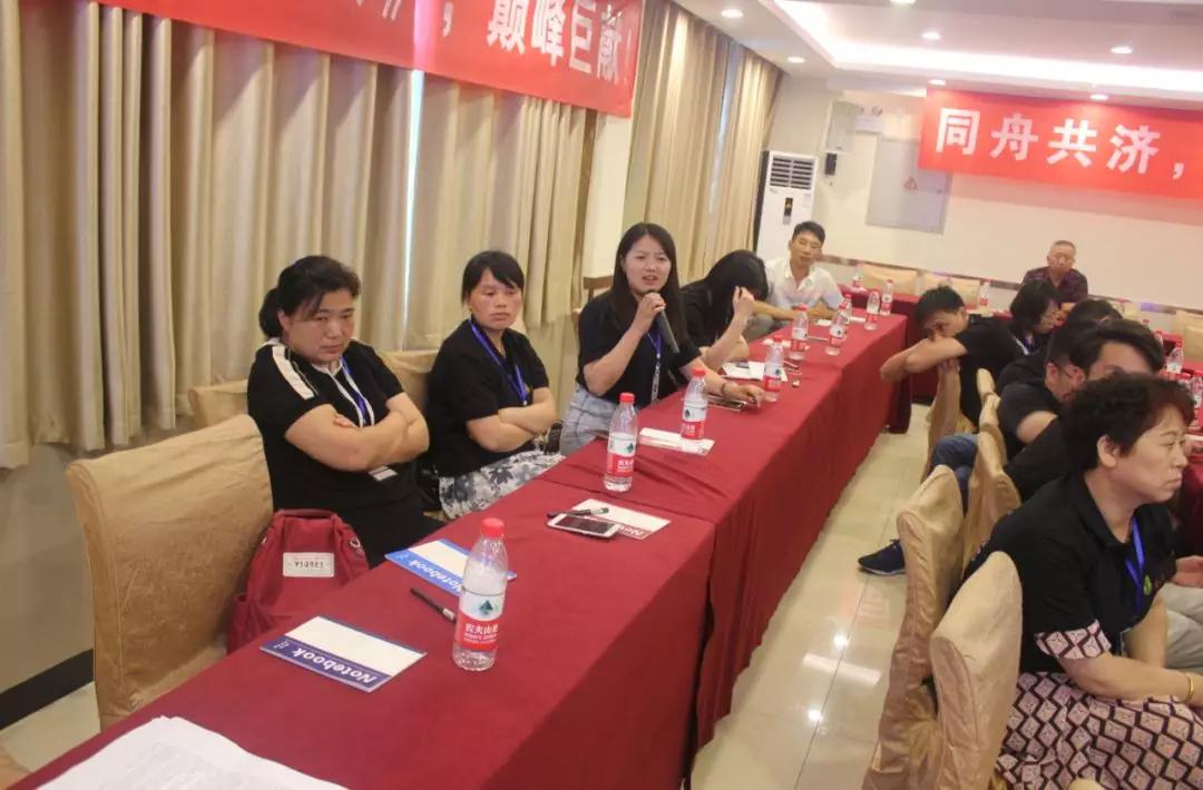 拓路前行，领跑未来：蓝狮在线洛阳新品推介会圆满结束！